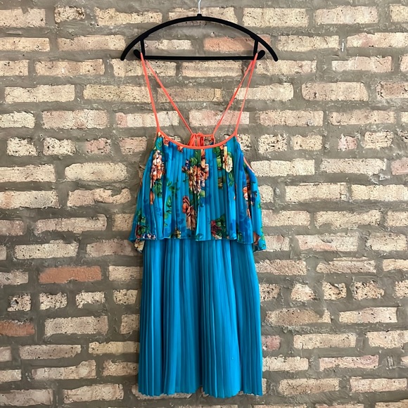 Ya Los Angeles Dresses & Skirts - Ya Los Angeles | Floral Print Mini Dress | adjustable strap
